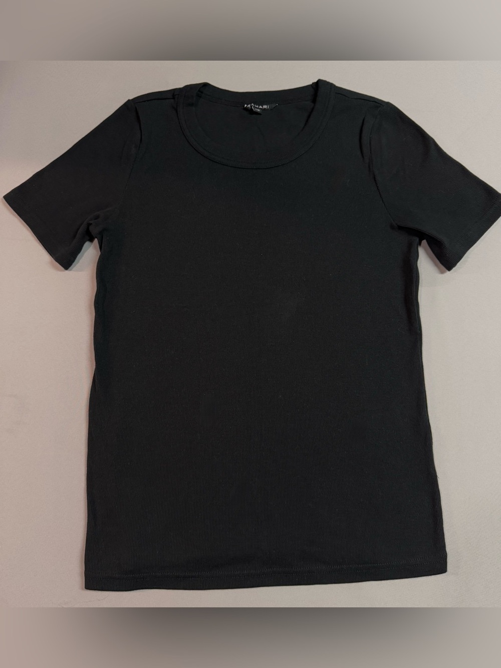 Classic Black Ribbed Short-Sleeve Women's Cotton Top NWOT - Picture 2 of 4